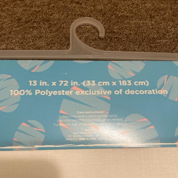 Floral Easter Table Runner - Picture 9 of 10